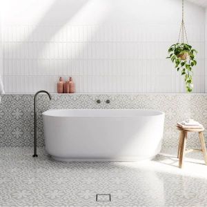 Bao Elegant 1700mm Back to Wall Bath in Matte White
