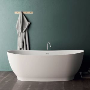 Domus Living Ulpia Freestanding Bath in Matte White